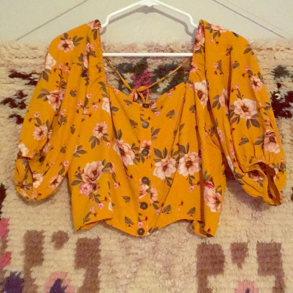 Cute crop top